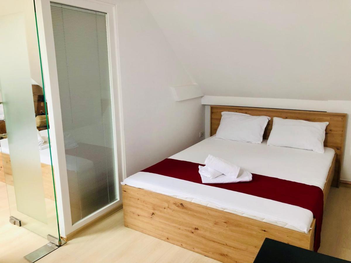 Ultra-Central Modern And Big Apartments In Union Square U41-U44 蒂米什瓦拉 外观 照片